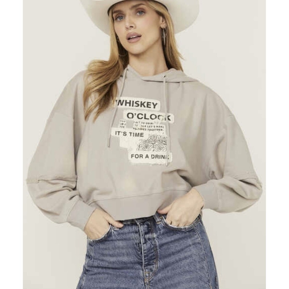 Cleo + Wolf Women's Whiskey O' Clock Graphic Cropped Hoodie Large NEW